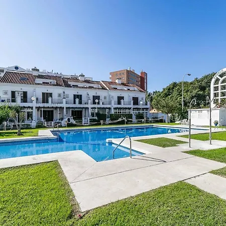 Sur Astigi Vista Mar * Фуэнхирола